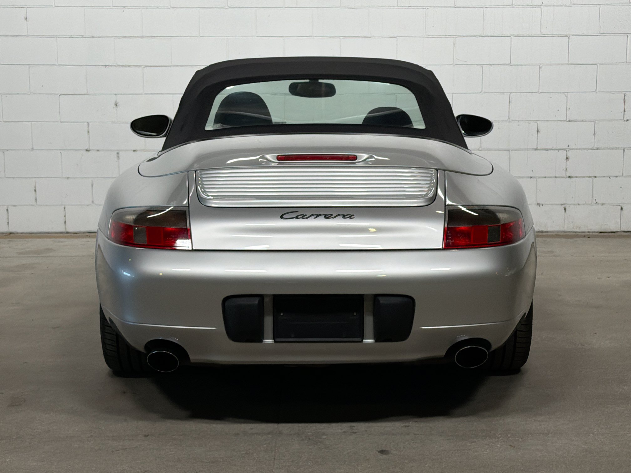 Used 2001 Porsche 911 Carrera RWD image 8
