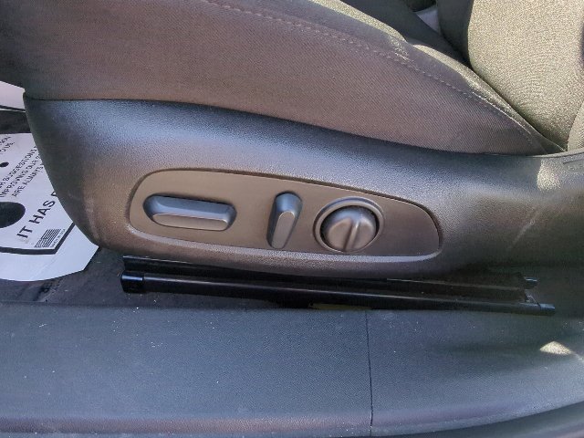 Used 2024 Chevrolet Malibu LT FWD image 11