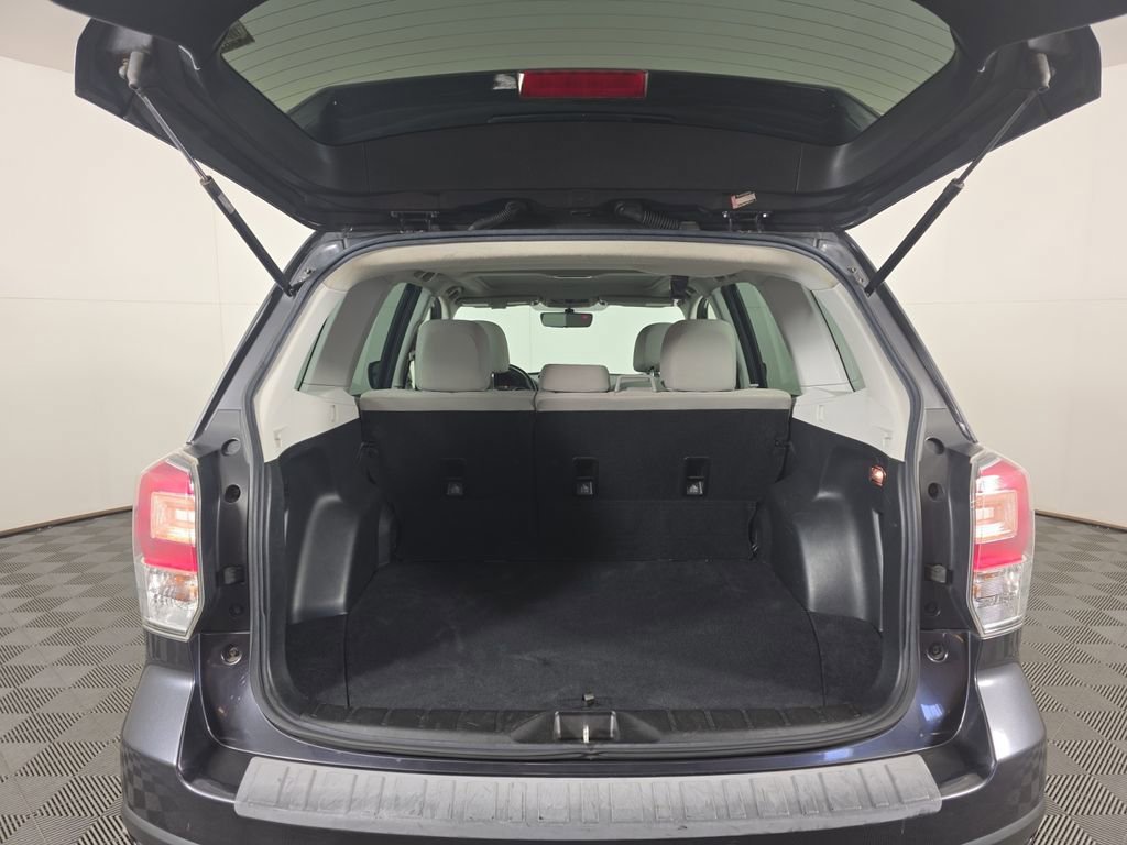 Used 2018 Subaru Forester 2.5i Premium w/ Protection Package #1 AWD/4WD image 14