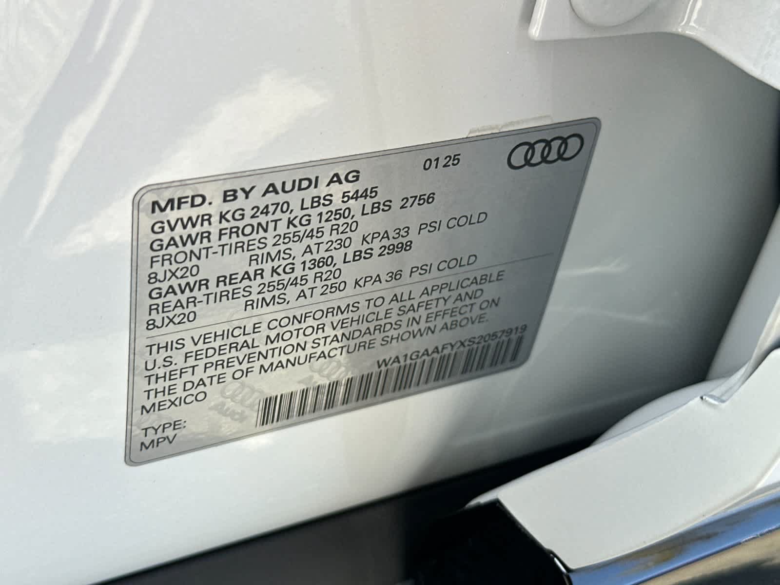 Used 2025 Audi Q5 2.0T Premium w/ Convenience Plus Package AWD/4WD image 29