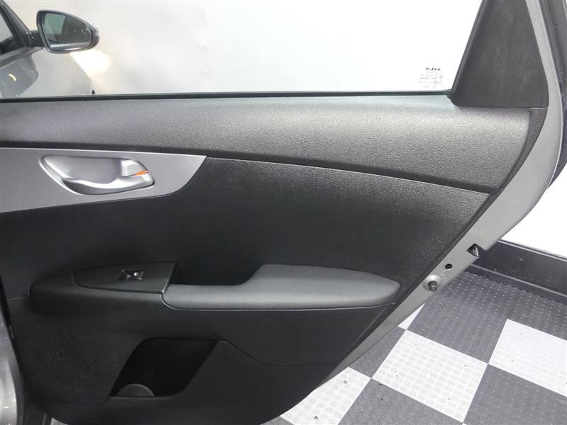 Used 2023 Kia Forte LXS w/ LXS Technology Package FWD image 26