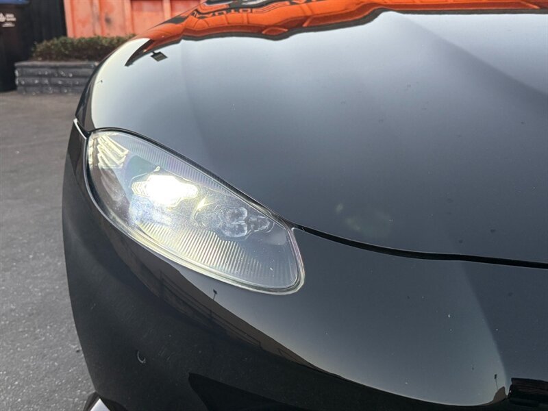 Used 2020 Aston Martin V8 Vantage Coupe RWD image 4