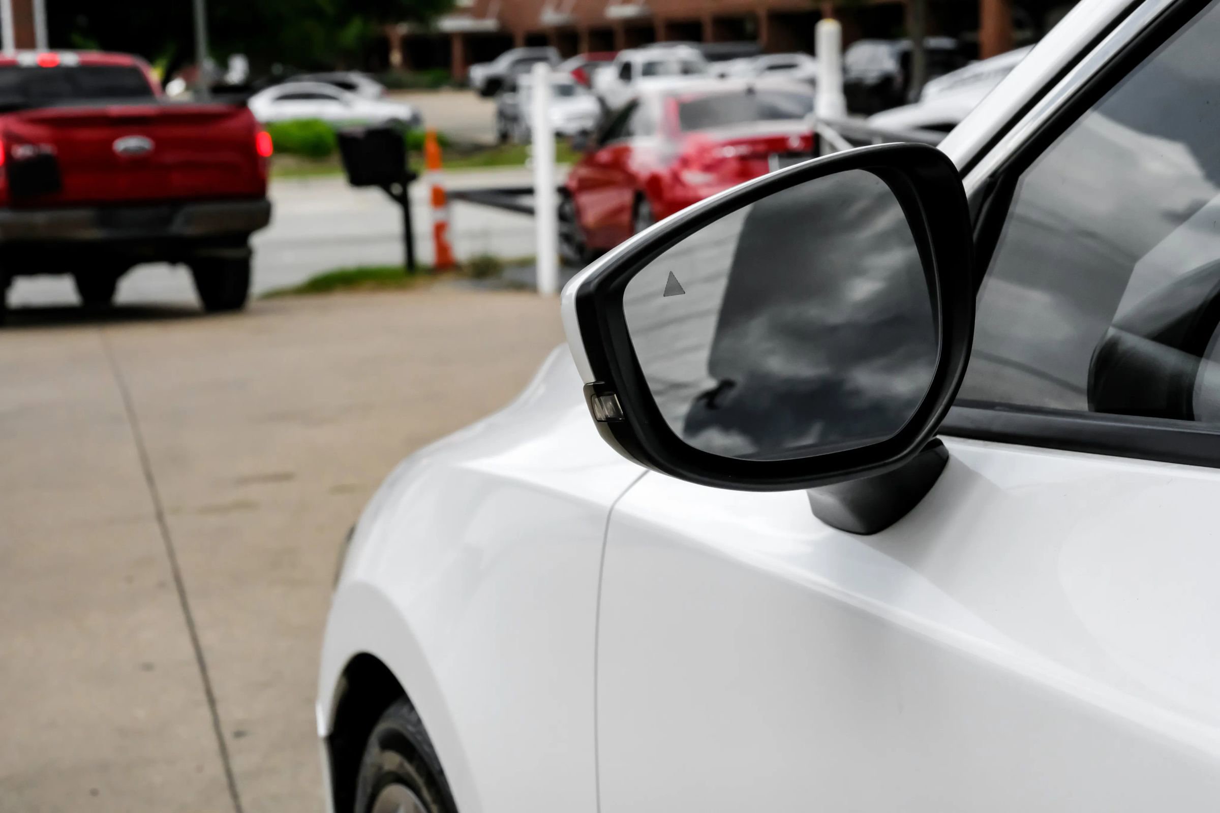 Used 2019 MAZDA MAZDA3 Sedan w/ Select Package image 33