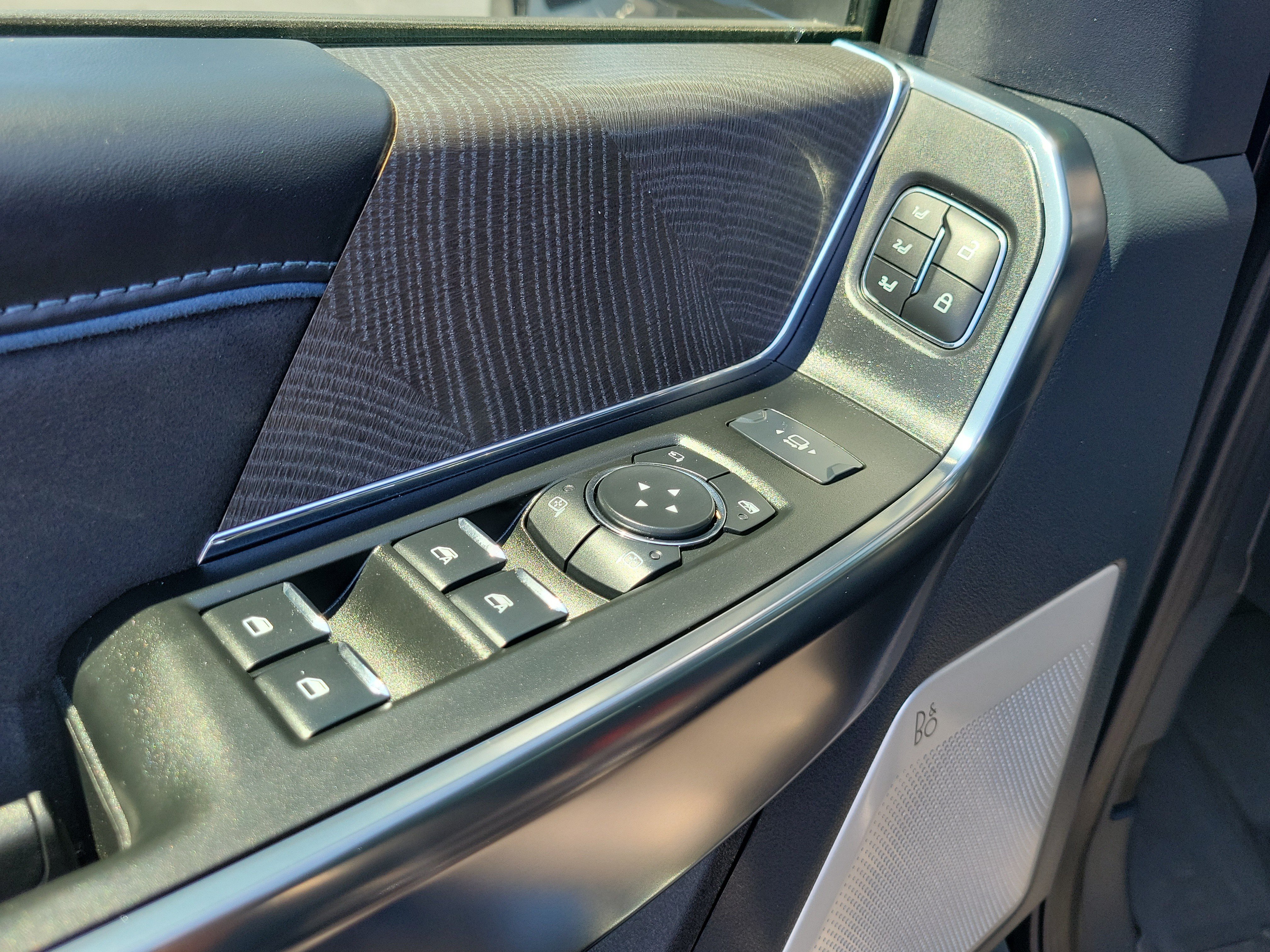 Certified 2025 Ford F250 Platinum AWD/4WD image 18