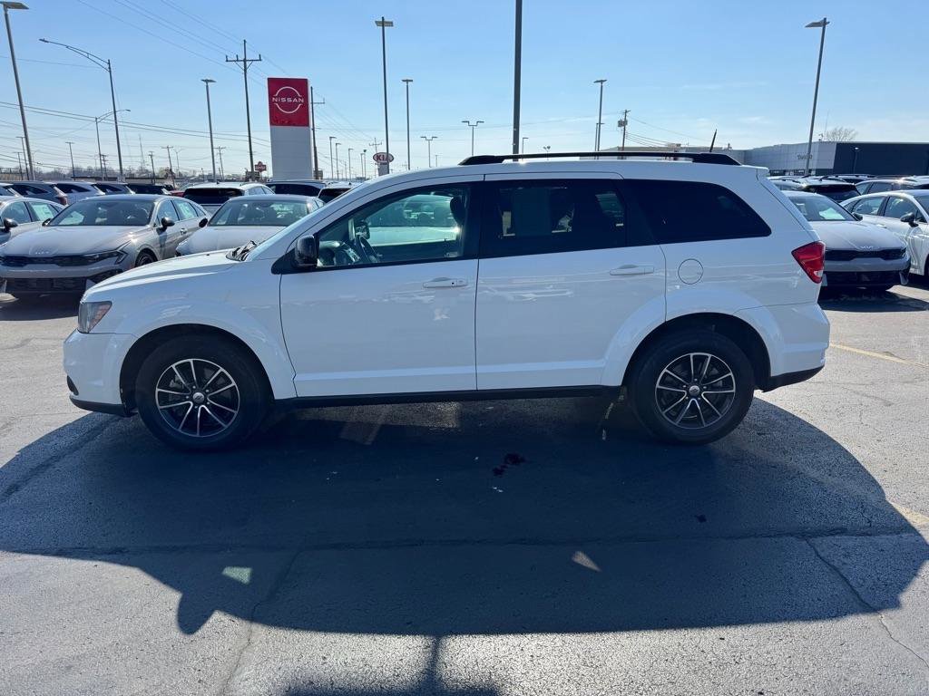 Used 2018 Dodge Journey SXT w/ Blacktop Package image 6