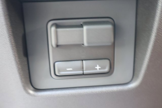 New 2026 GMC Canyon Elevation w/ Convenience Package image 20
