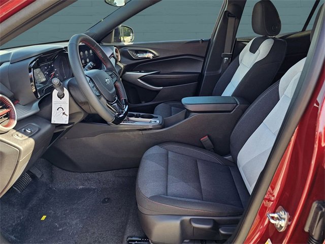 New 2025 Chevrolet Trax RS w/ Driver Confidence Package image 9