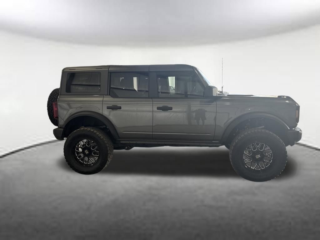 New 2025 Ford Bronco Base image 6