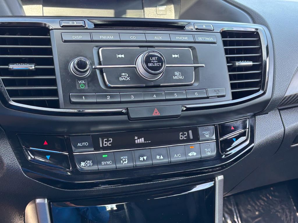 Used 2017 Honda Accord Sport image 21