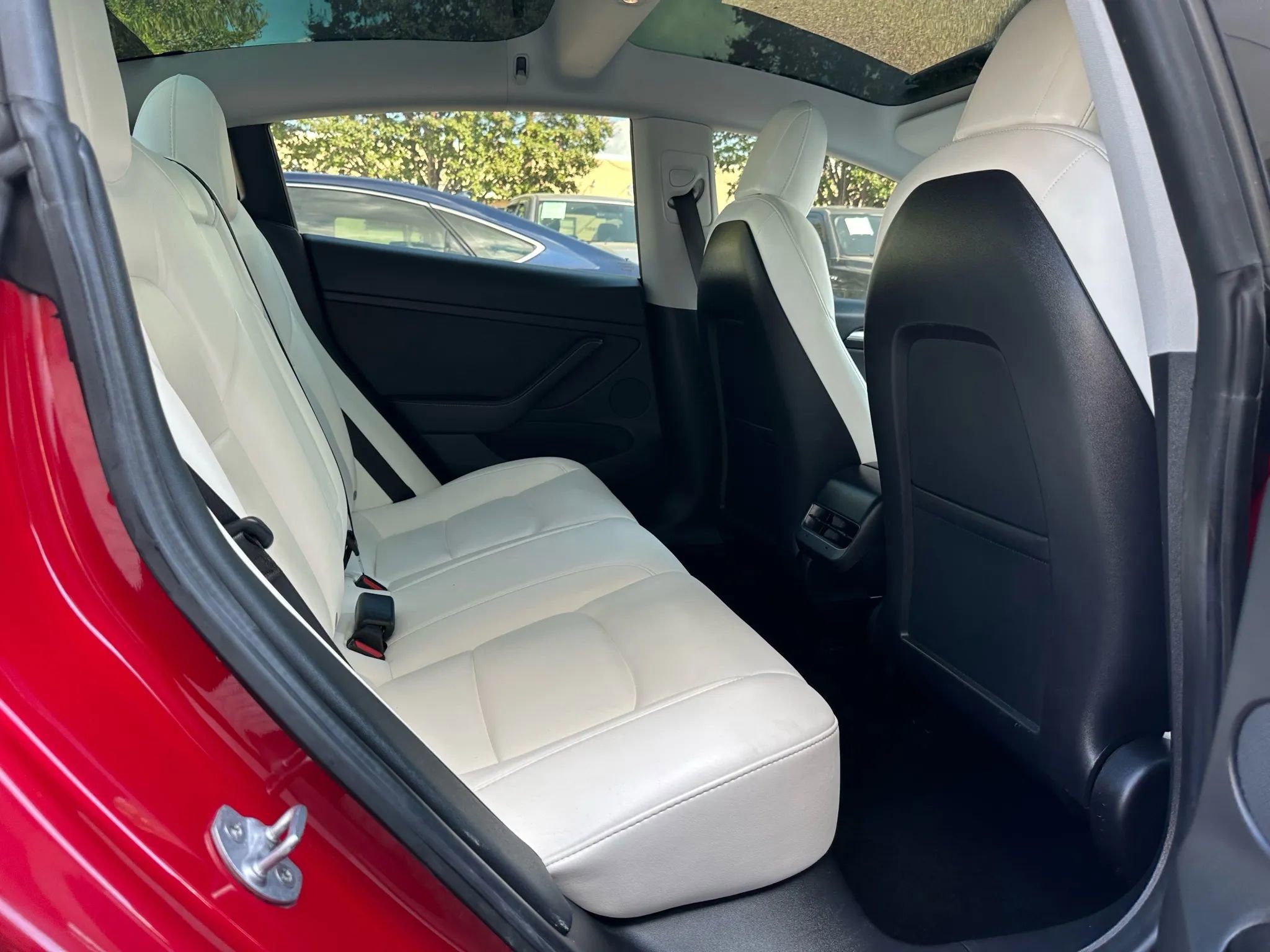 Used 2021 Tesla Model 3 Standard Range Plus image 24