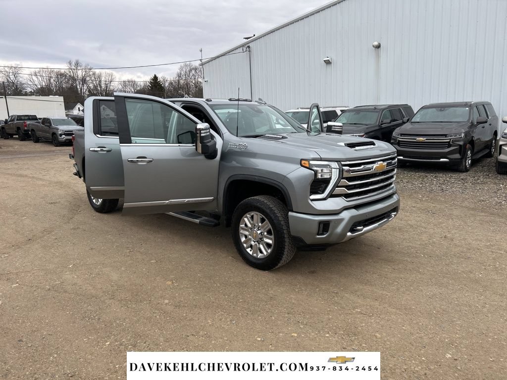 Certified 2025 Chevrolet Silverado 2500 High Country w/ High Country Premium Package AWD/4WD image 33