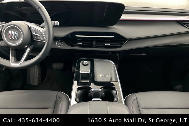 Used 2025 Buick Enclave Preferred image 13