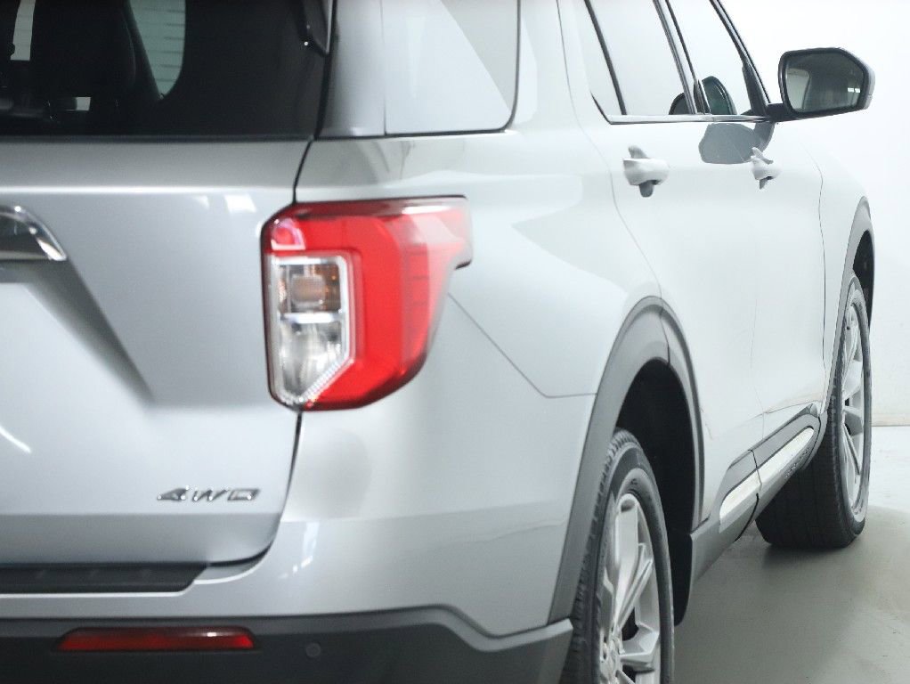 Used 2022 Ford Explorer XLT w/ Equipment Group 202A image 50