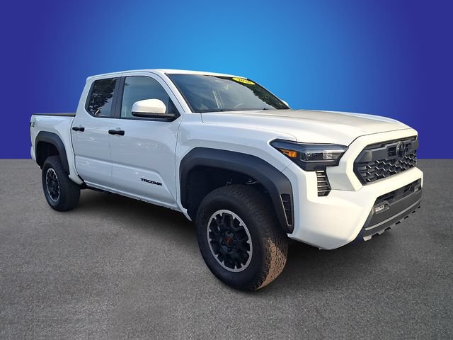 Used 2026 Toyota Tacoma TRD Off-Road AWD/4WD image 3