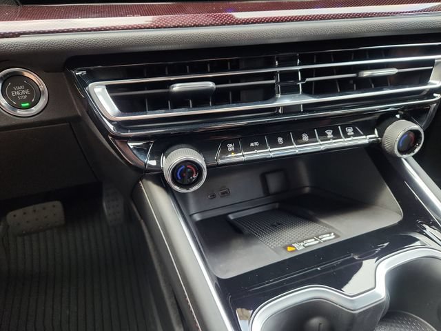 New 2027 Chevrolet Traverse RS w/ LPO, Floor Liner Package FWD image 29