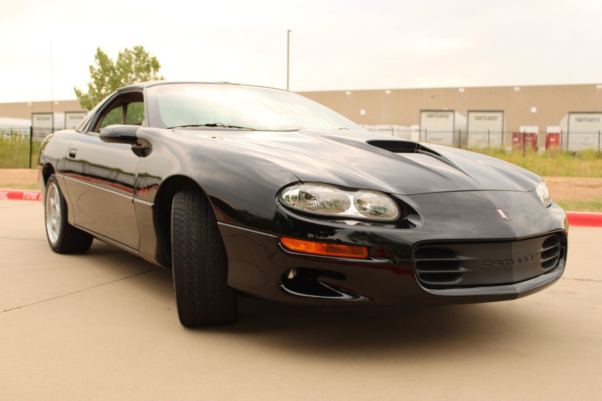 Used 1999 Chevrolet Camaro Z28 w/ SS Performance/Appearance Pkg RWD image 21