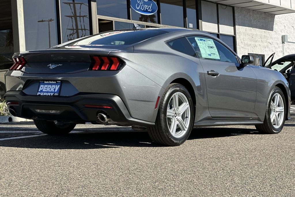 New 2026 Ford Mustang Coupe image 5