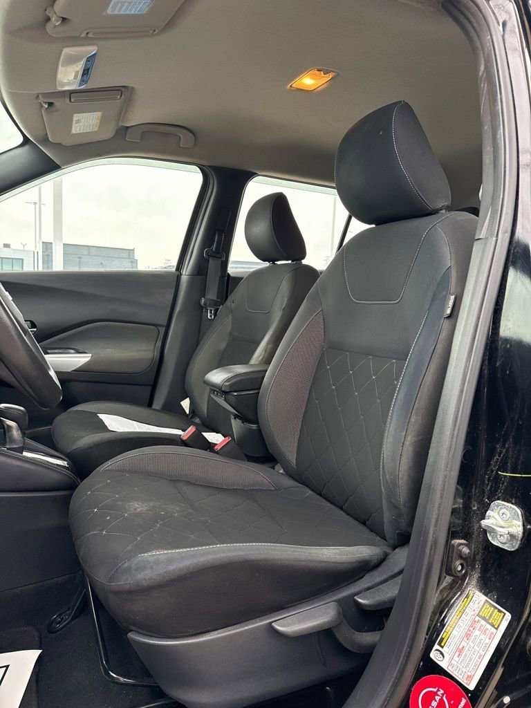 Used 2019 Nissan Kicks SV image 11