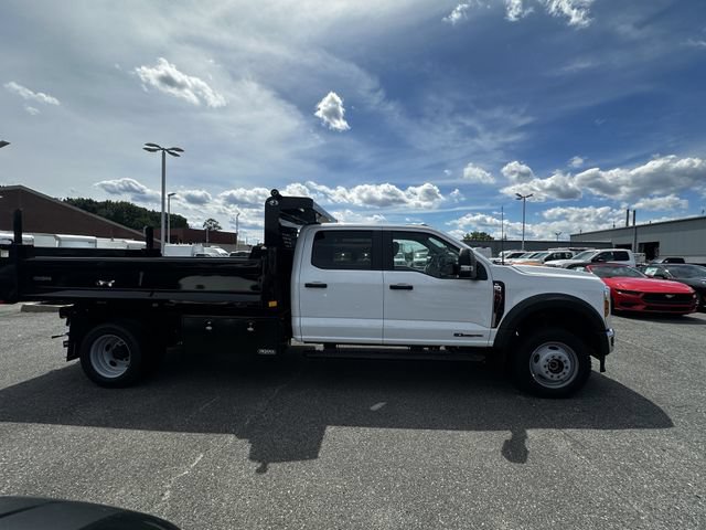 New 2026 Ford F550 4x4 Crew Cab image 4