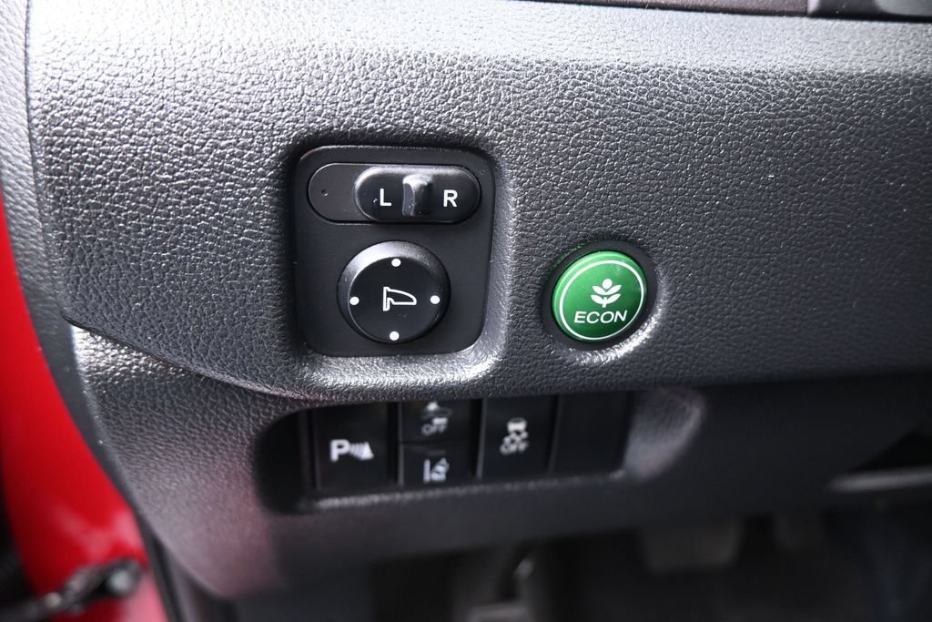 Used 2025 Honda Passport EX-L image 13