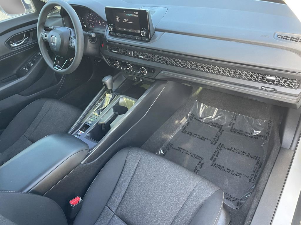 Used 2024 Honda Accord EX image 13