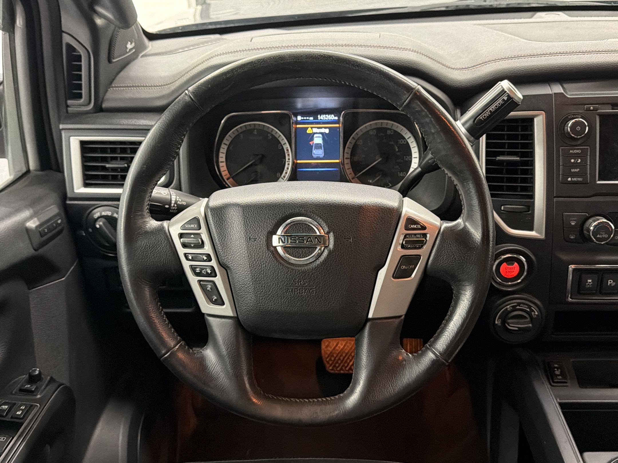 Used 2019 Nissan Titan SL w/ Midnight Edition AWD/4WD image 11