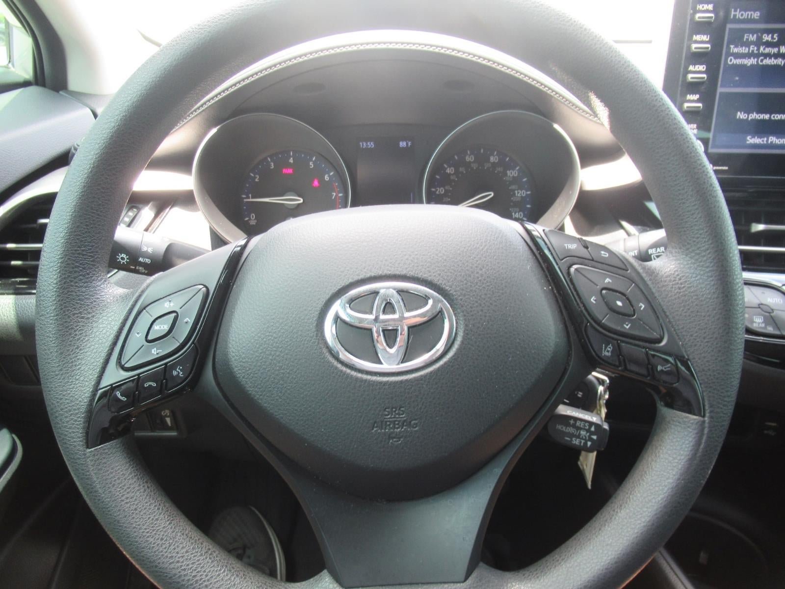 Used 2020 Toyota C-HR LE FWD image 23