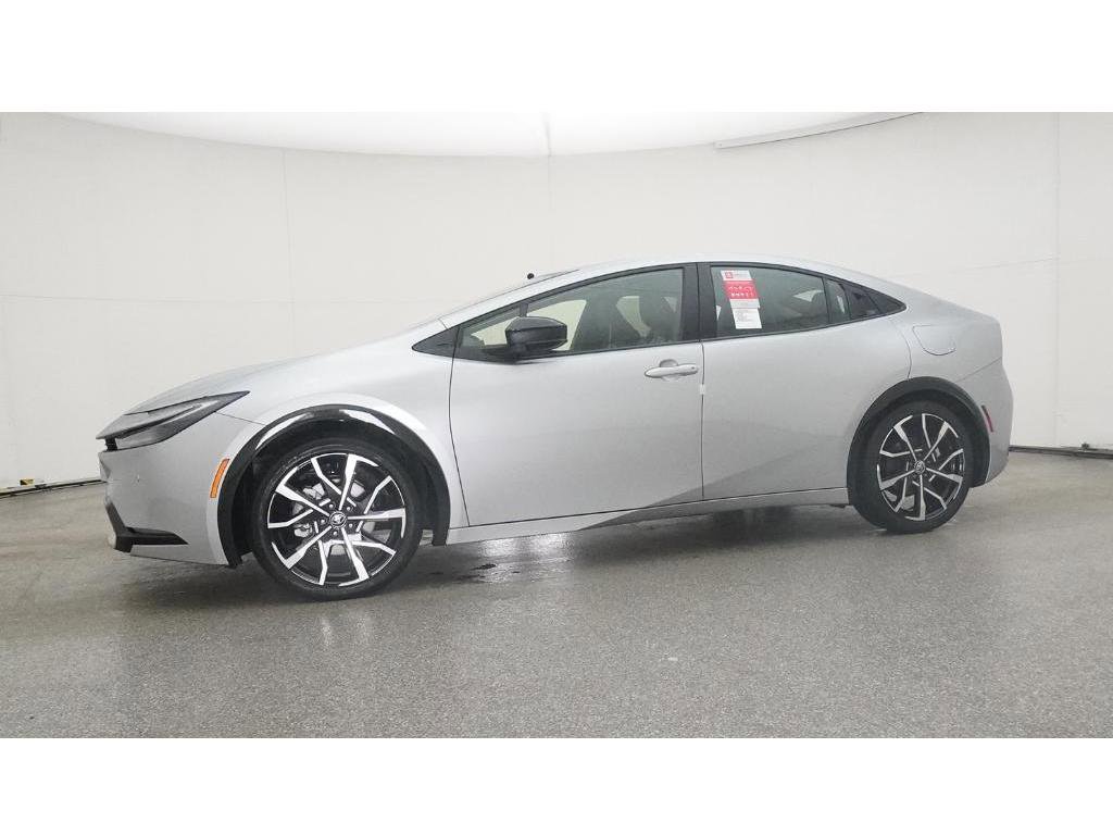 New 2026 Toyota Prius Plug-In Hybrid image 18