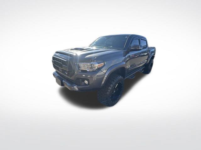 Certified 2018 Toyota Tacoma TRD Sport w/ Technology Package AWD/4WD image 6