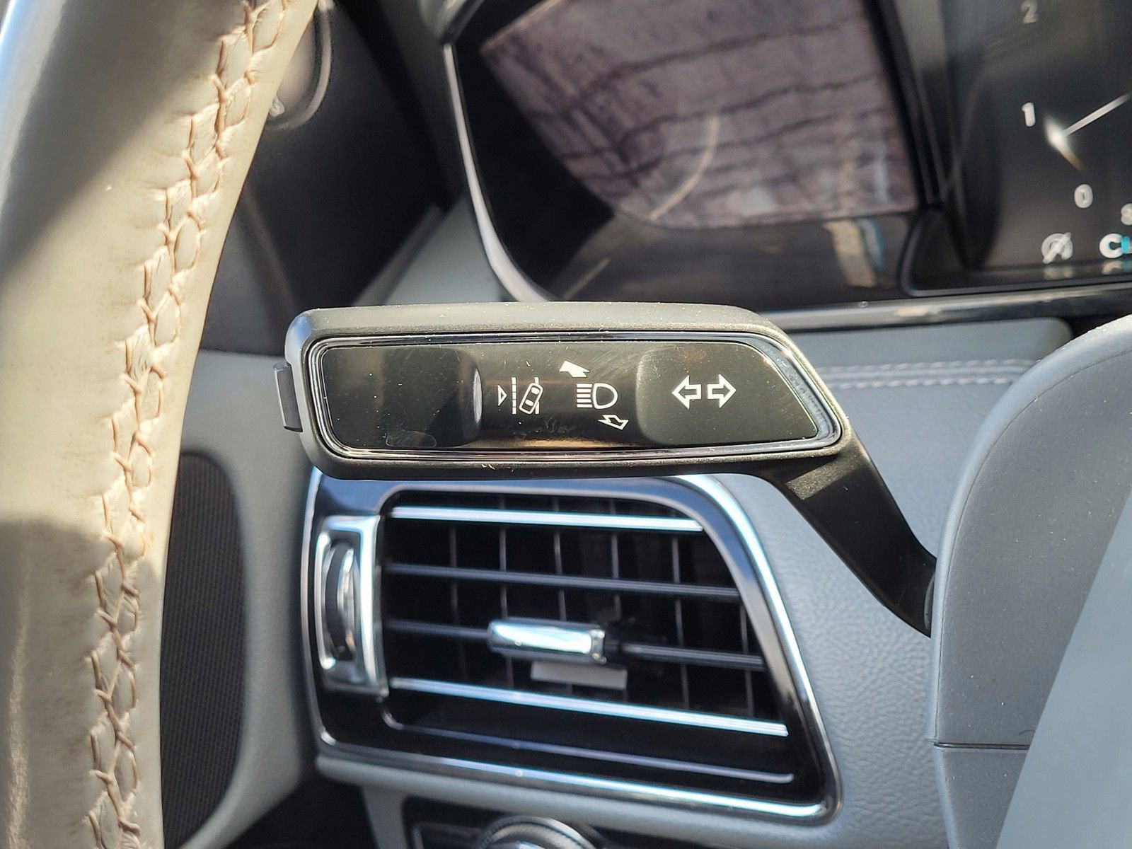 Used 2020 Lincoln Navigator Reserve image 23