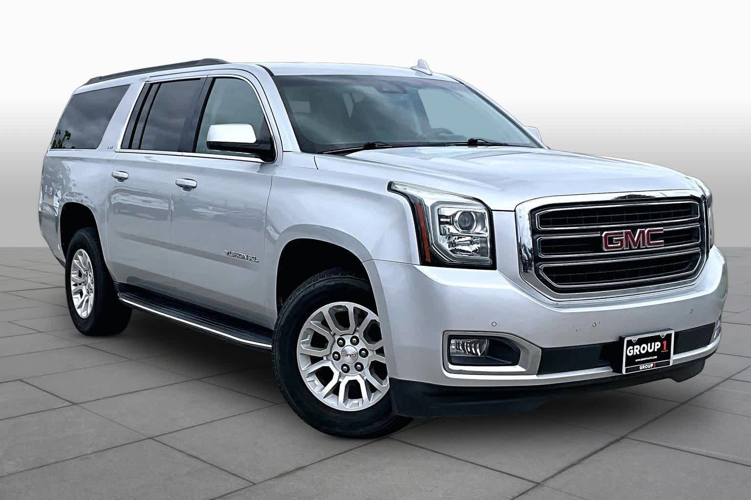 Used 2019 GMC Yukon XL SLT w/ Open Road Package AWD/4WD image 3