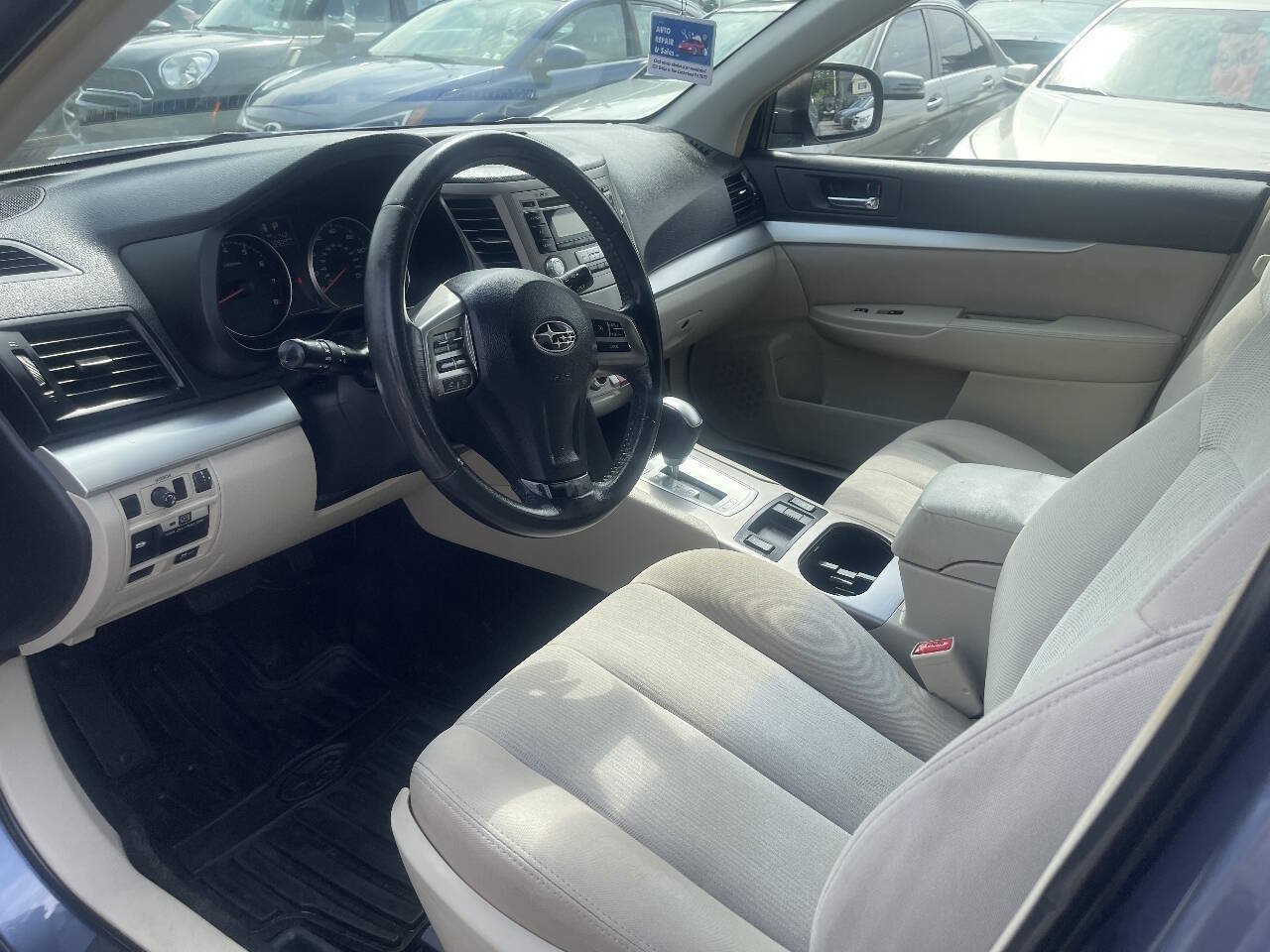 Used 2013 Subaru Outback 2.5i Premium AWD/4WD image 11