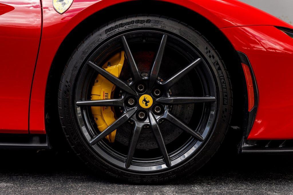 Used 2022 Ferrari SF90 Spider image 20
