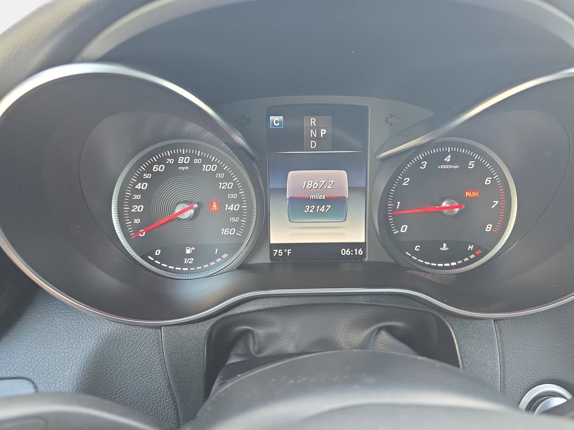 Used 2019 Mercedes-Benz GLC 300 4MATIC image 19