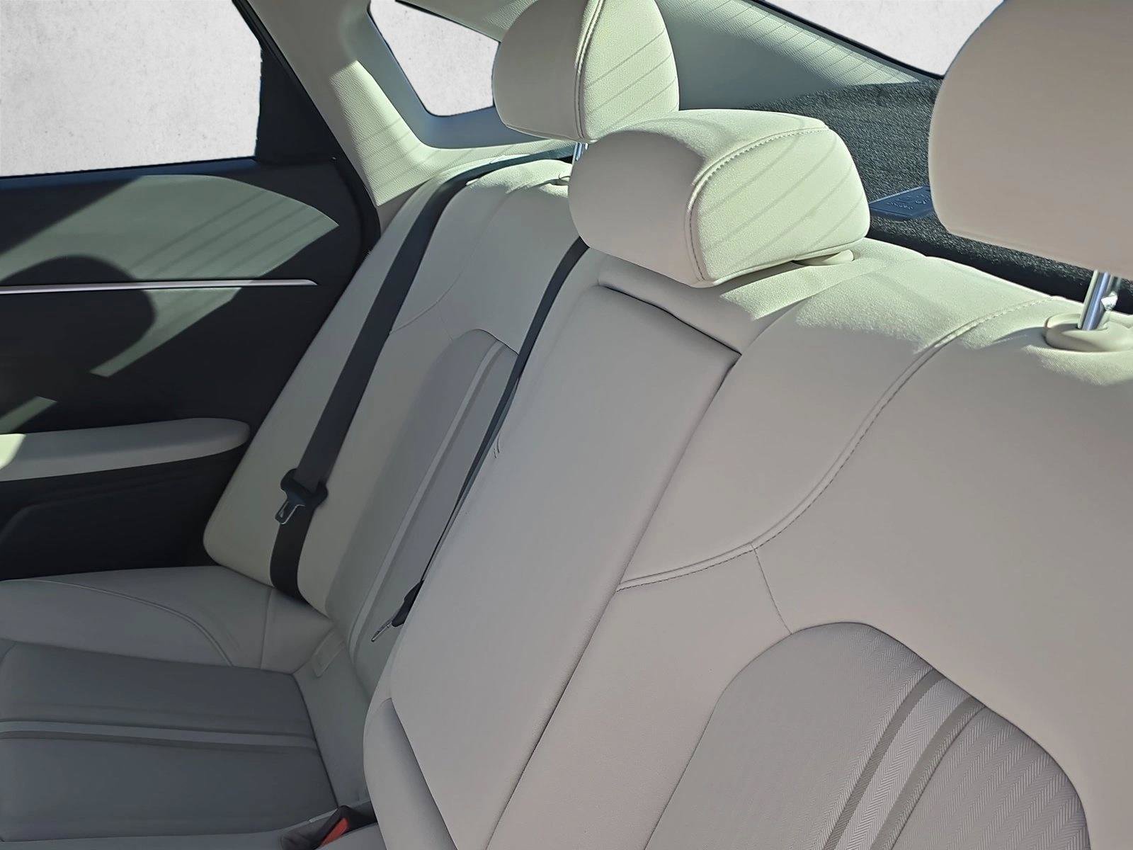 New 2026 Hyundai Sonata SEL FWD image 16