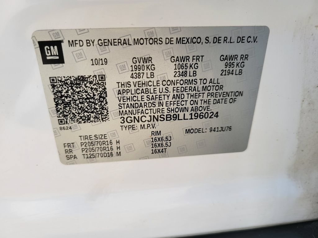 Used 2020 Chevrolet Trax LS w/ Tint and Cruise Package AWD/4WD image 8
