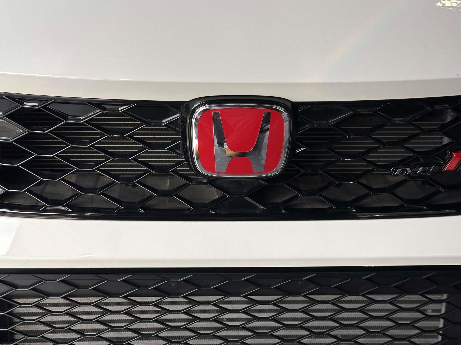 Used 2024 Honda Civic Type R image 7
