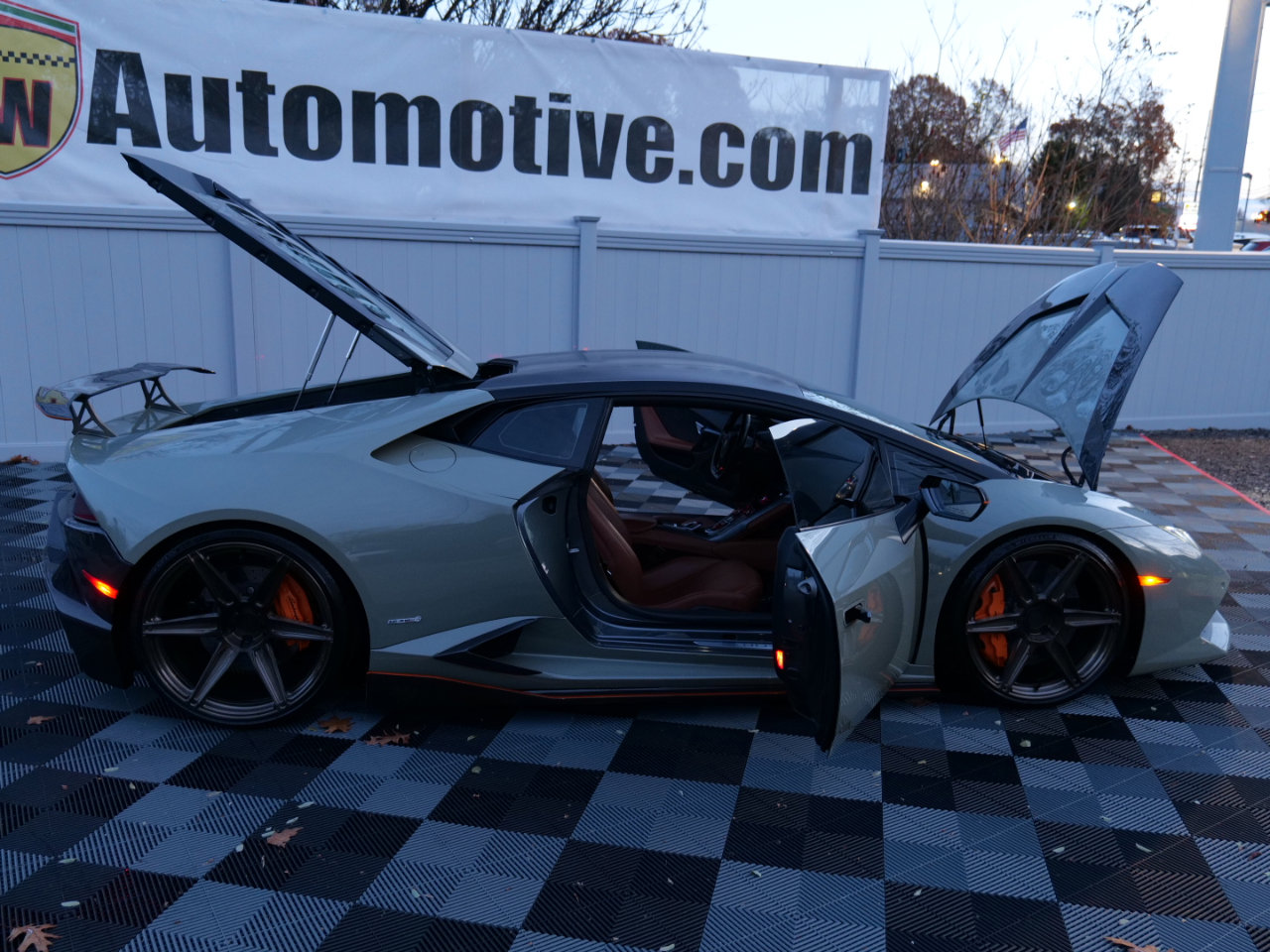 Used 2015 Lamborghini Huracan LP 610-4 image 59