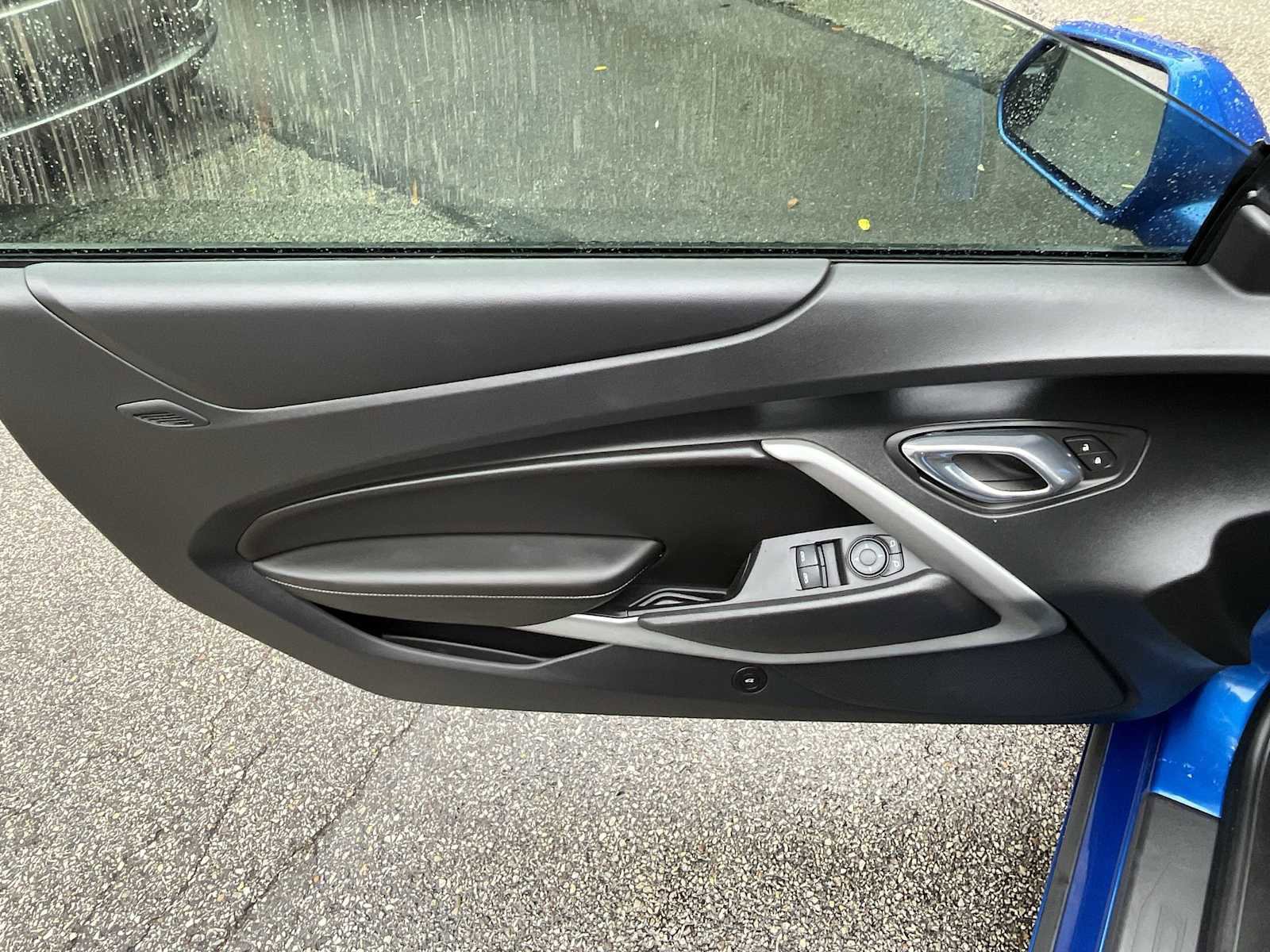 Used 2016 Chevrolet Camaro LT w/ RS Package image 21