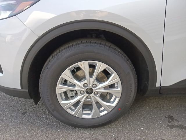 New 2026 Ford Escape Active w/ Tech Pack #1 FWD image 10