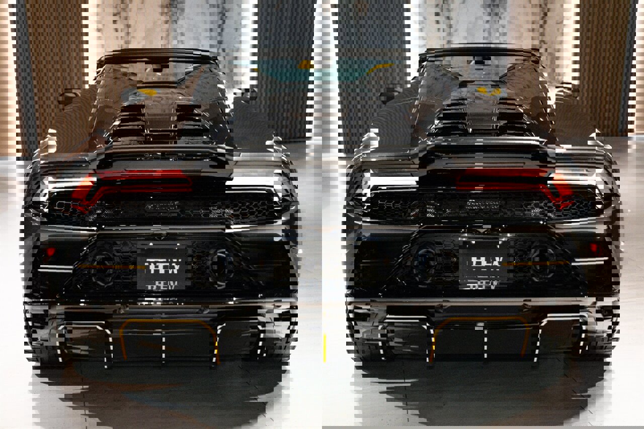 Used 2023 Lamborghini Huracan EVO image 8