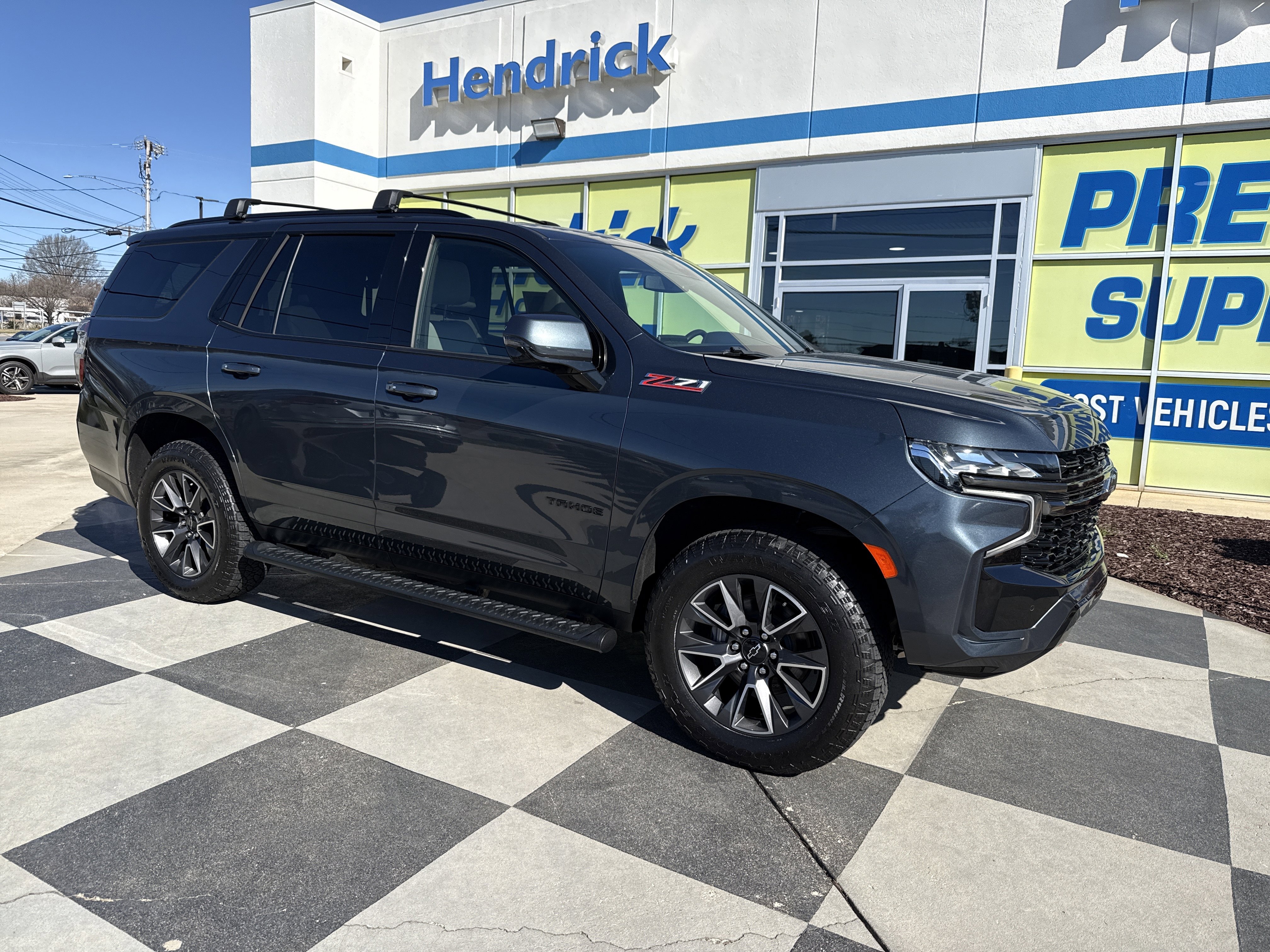 Used 2021 Chevrolet Tahoe Z71 w/ Z71 Signature Package AWD/4WD image 2