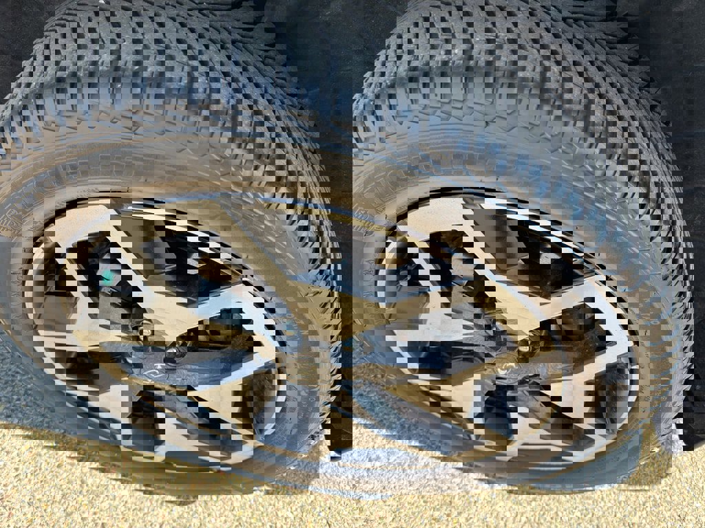 Used 2022 Hyundai Santa Cruz Limited w/ Cargo Package image 23