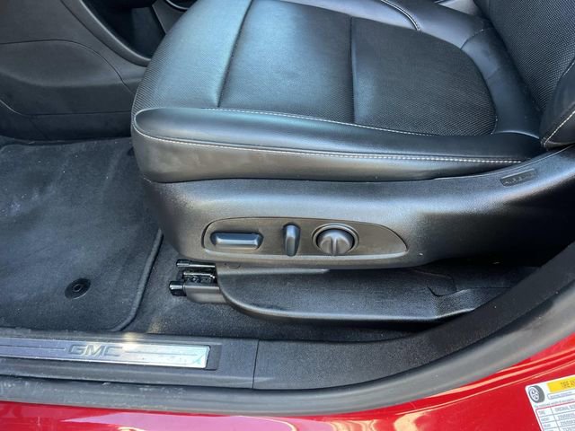 Certified 2022 GMC Acadia SLT w/ Elevation Edition image 23