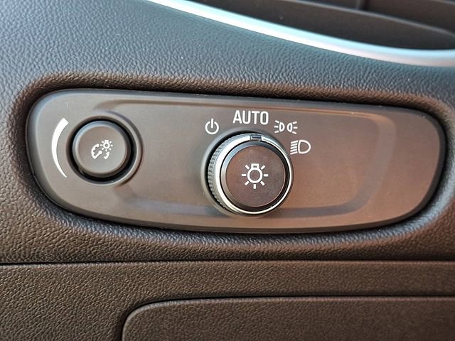 Used 2024 Chevrolet Malibu LT image 23