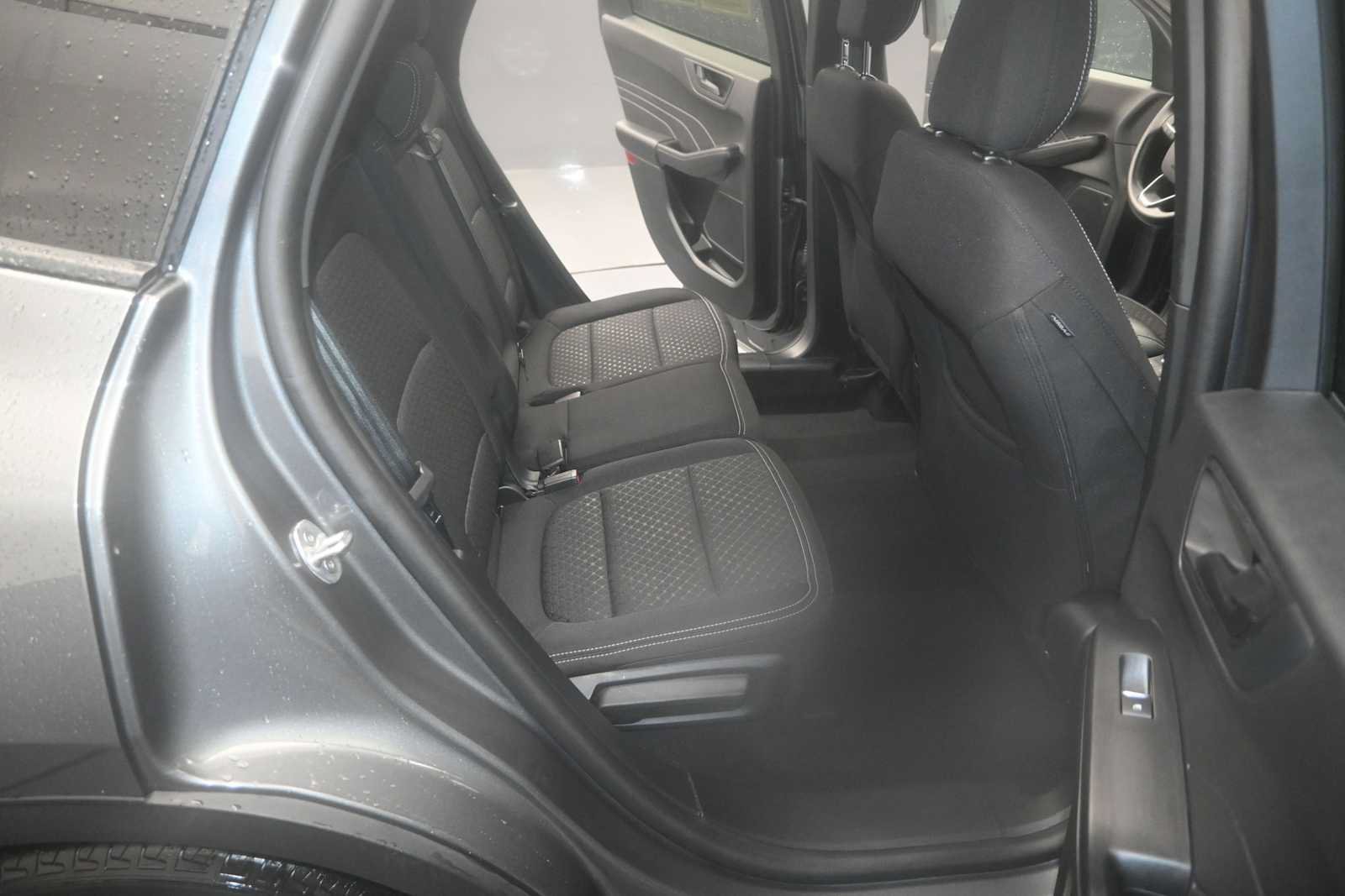 Certified 2025 Ford Escape Active FWD image 15
