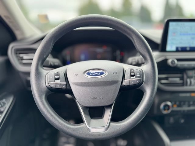 Used 2025 Ford Escape Active AWD/4WD image 33