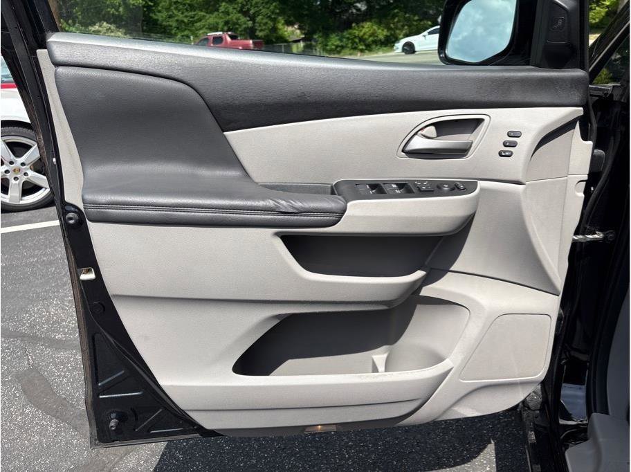 Used 2013 Honda Odyssey Touring image 10