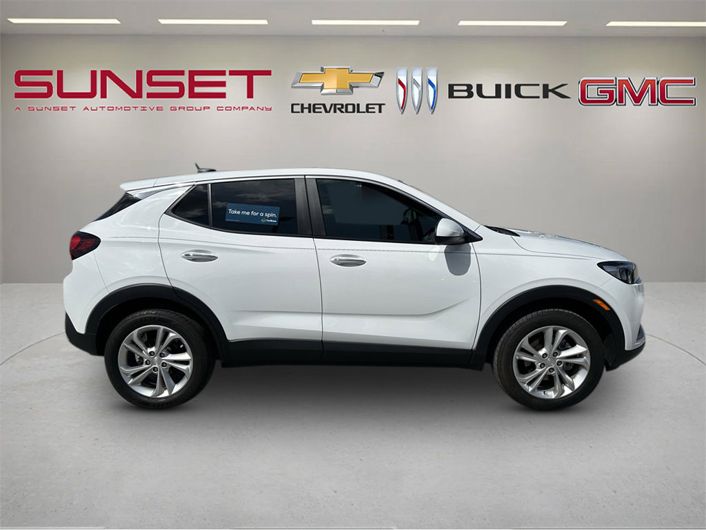 Certified 2023 Buick Encore GX Preferred w/ Cold Weather Comfort Package AWD/4WD image 3