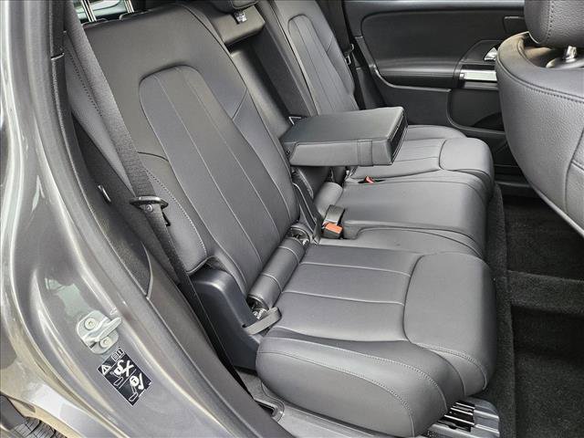 Used 2026 Mercedes-Benz GLB 250 image 18
